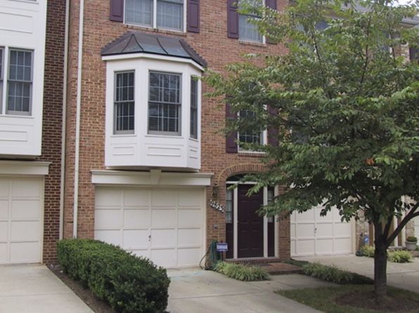 9823 Tiffany Hill Ct