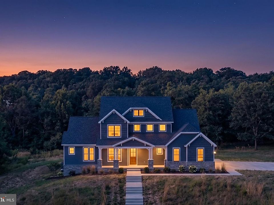 1st image of 7176 Meadowbrooke Dr