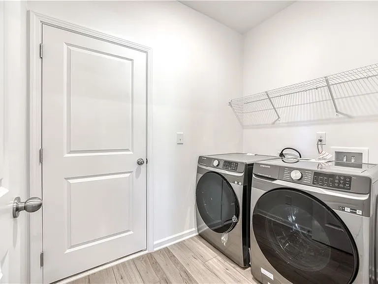 49 Kestrel Dr — Photo 17