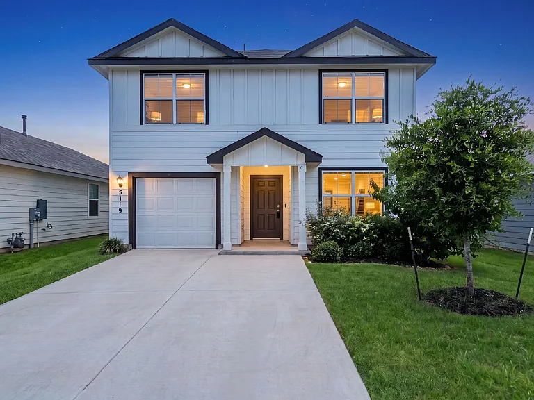 5119 Greywacke Trl — Photo 1