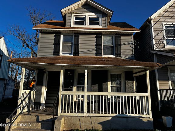 2nd image of 644 Church St APT 3