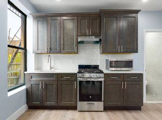 310 S 4th St APT 3, Brooklyn, NY 11211