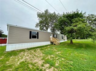 3841 Trolley Rd, Palmyra, NY 14522