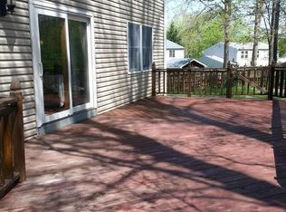 8204 Brucar Ct, Gaithersburg, MD 20877