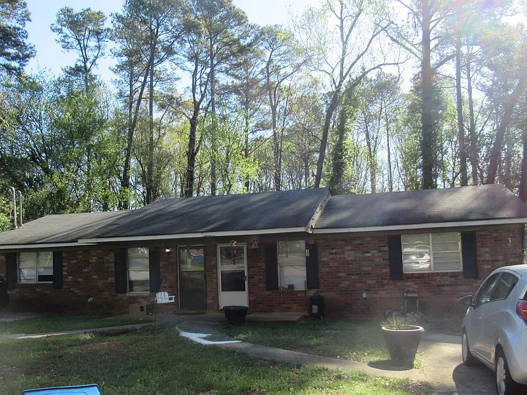 388 Lexington Hts #A — Photo 16