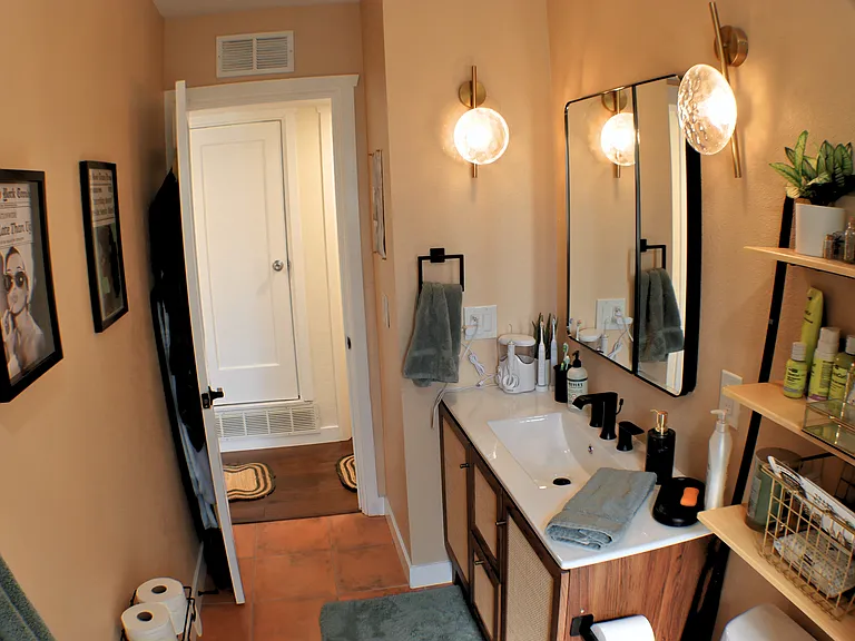 1230 Peoria St — Photo 12