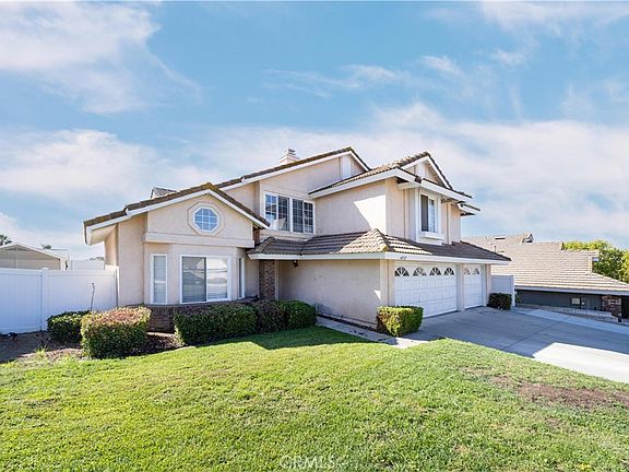 2nd image of 40712 Pocona Pl