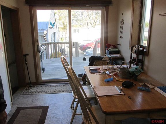 4th image of 327 11th St S