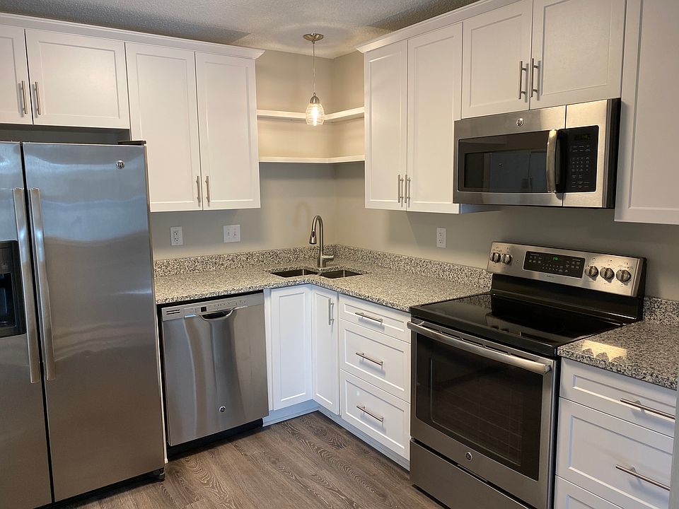 1st image of 1571 Wheelock Ln APT 206
