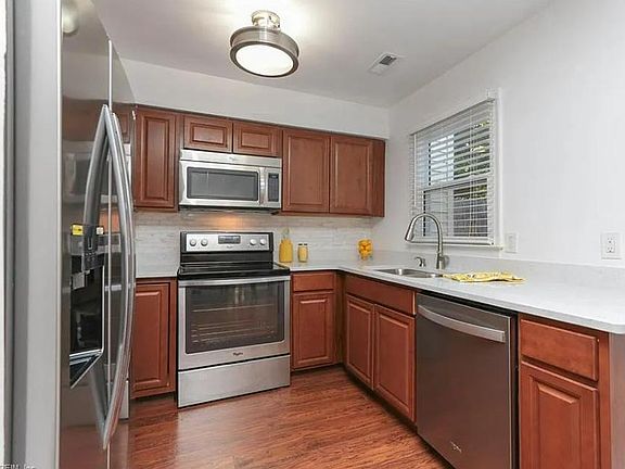 4th image of 113 Elmhurst Ct