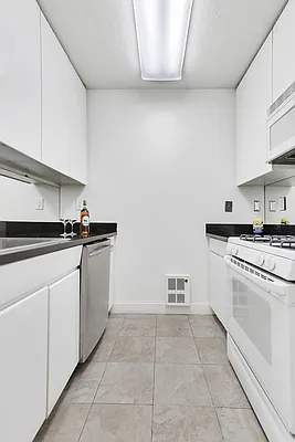 Rented by Compass | media 24