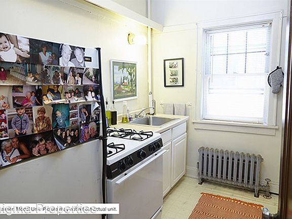 2nd image of 1807 E Olive St APT 103