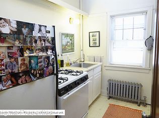 1809 E Olive St UNIT 302, Milwaukee, WI 53211