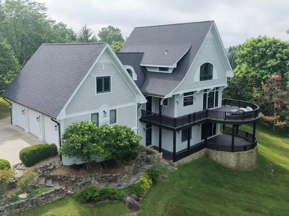 142 Merywen Cir, Granville, OH 43023