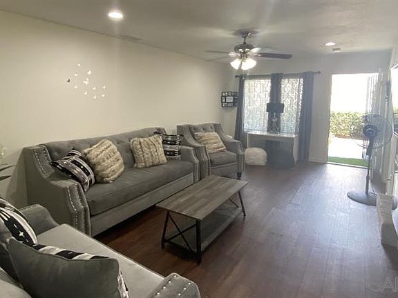 3rd image of 888 Cherrywood Way Unit 18