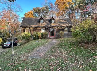 7411 Pike Rd, Saint Marys, WV 26170