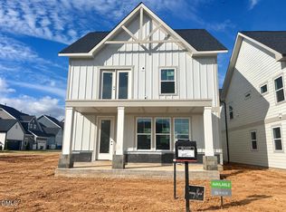 821 Fireship Rd, Fuquay Varina, NC 27526
