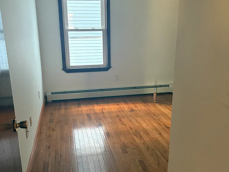 63 W Cole St #2 — Photo 5