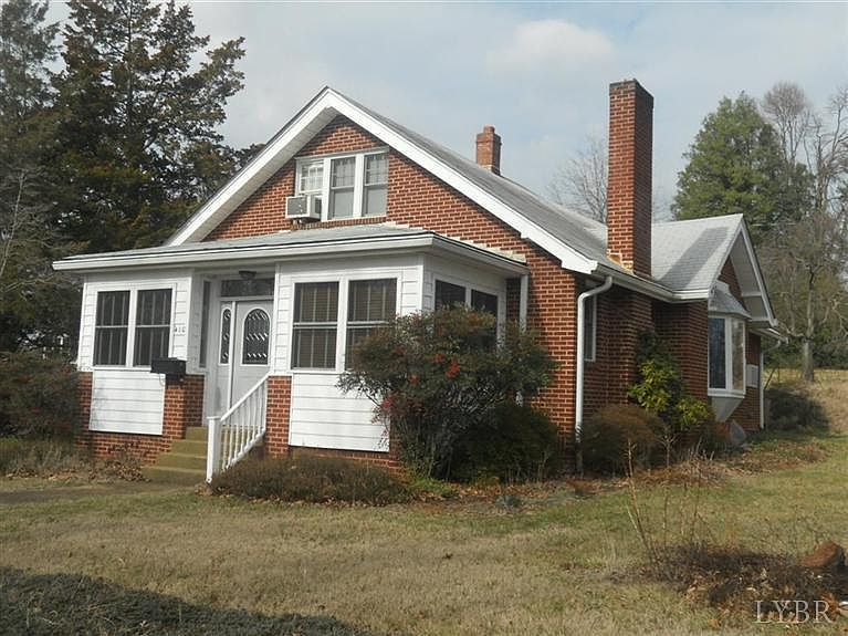 1st image of 410 Westwood Dr