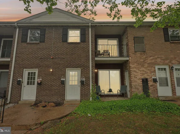 1294 Cooper St APT B4, Beverly, NJ 08010