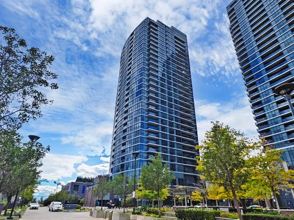 9 Valhalla Inn Rd #2505, Toronto, ON M9B 0B2