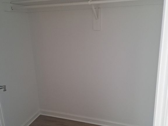 5th image of 312 Riverside Ave #312