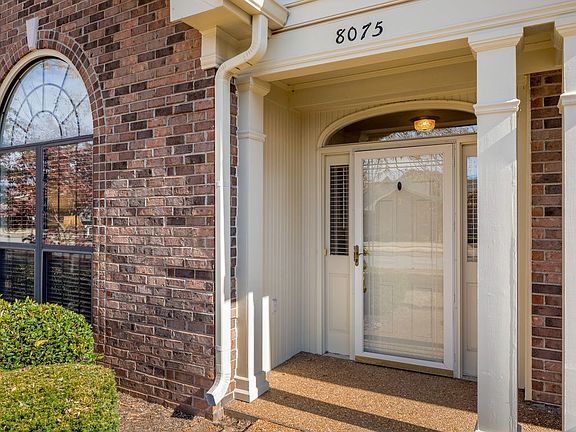 2nd image of 8075 Sunrise Cir
