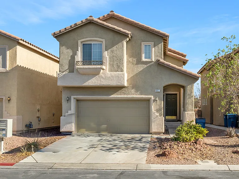 6423 Alderlyn Ave — Photo 1