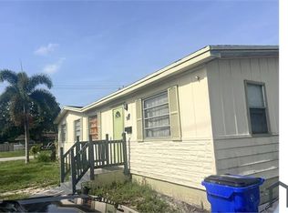 591 SW 51st Ave, Pompano Beach, FL 33068