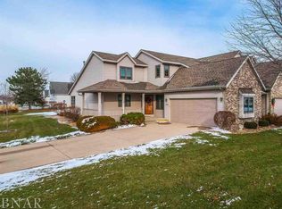 1900 Deer Cove Ct, Normal, IL 61761