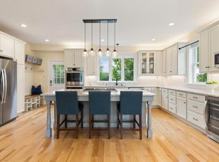 327 Commonwealth Ave, Concord, MA 01742