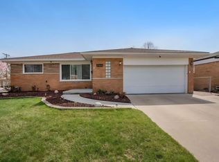 24620 Audrey Ave, Warren, MI 48091