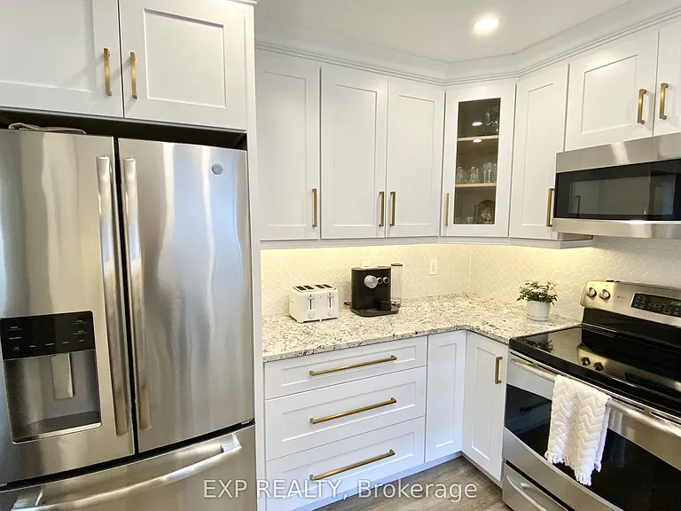 3157 Secord Pl — Photo 6
