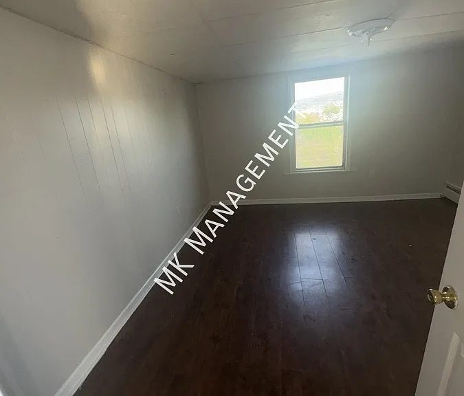 359 N Garfield Ave #2 — Photo 12