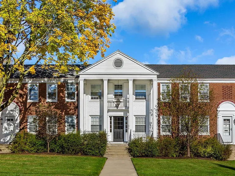 Loomis Drive Apartments