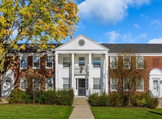 Loomis Drive, West Hartford, CT 06107