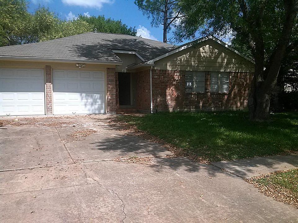 1st image of 22530 Red River Dr