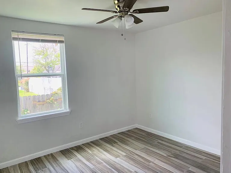 3512 Dante St #3512 — Photo 5