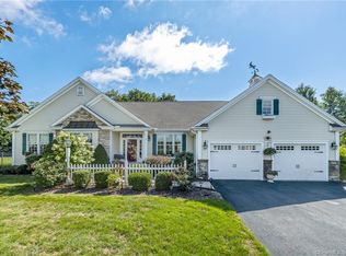 49 Saddle Hill Rd, Manchester, CT 06040