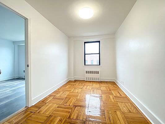 5th image of 65 E 19th St APT 2A