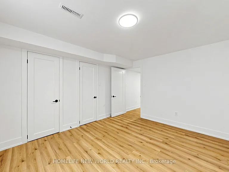 29 Charnwood Pl #BASEMENT — Photo 12