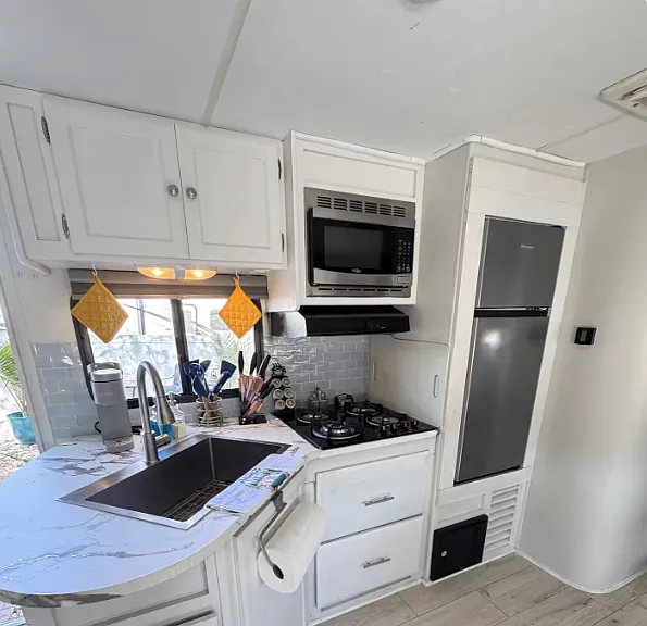 Regatta Cir — Photo 5