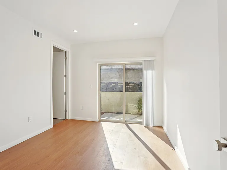 6162 Oak Crest Way #6162 — Photo 27