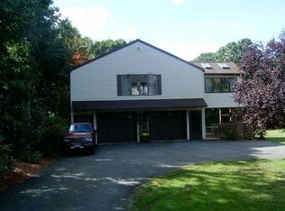 866 Bee St, Meriden, CT 06450