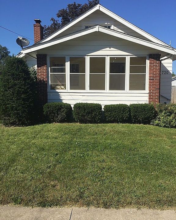 1st image of 720 Lawn Dr