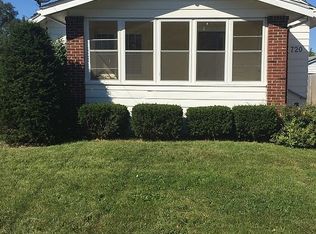 720 Lawn Dr, Loves Park, IL 61111