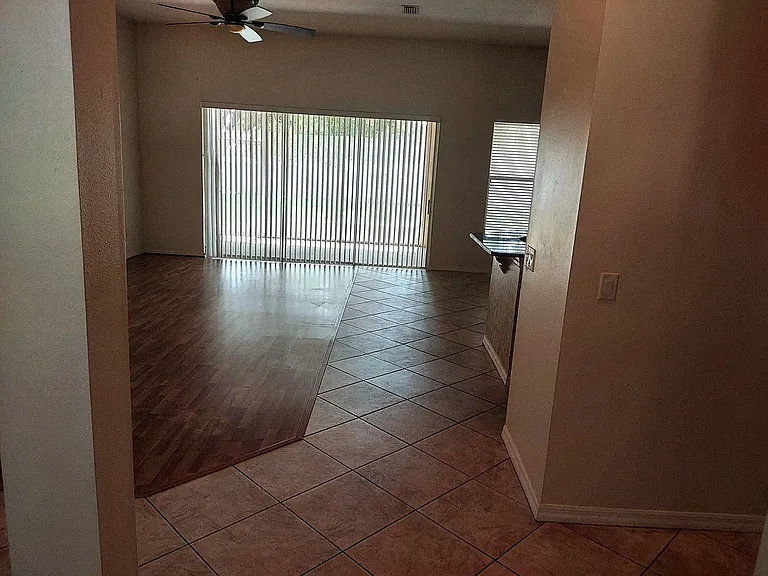 1003 Lumsden Trace Cir — Photo 21