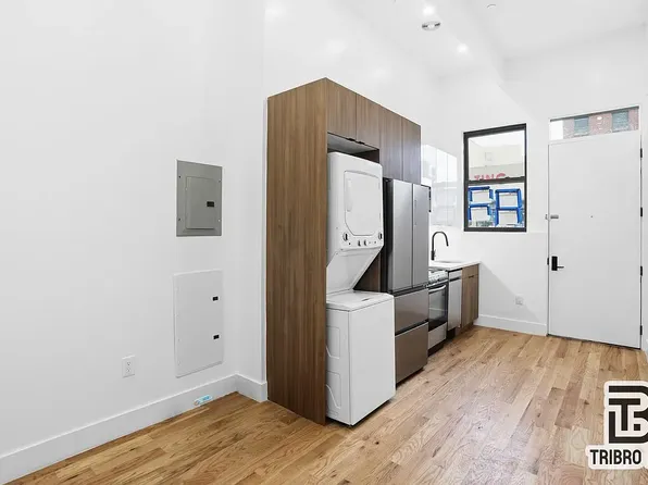 1112 Fulton Street image 4 of 8