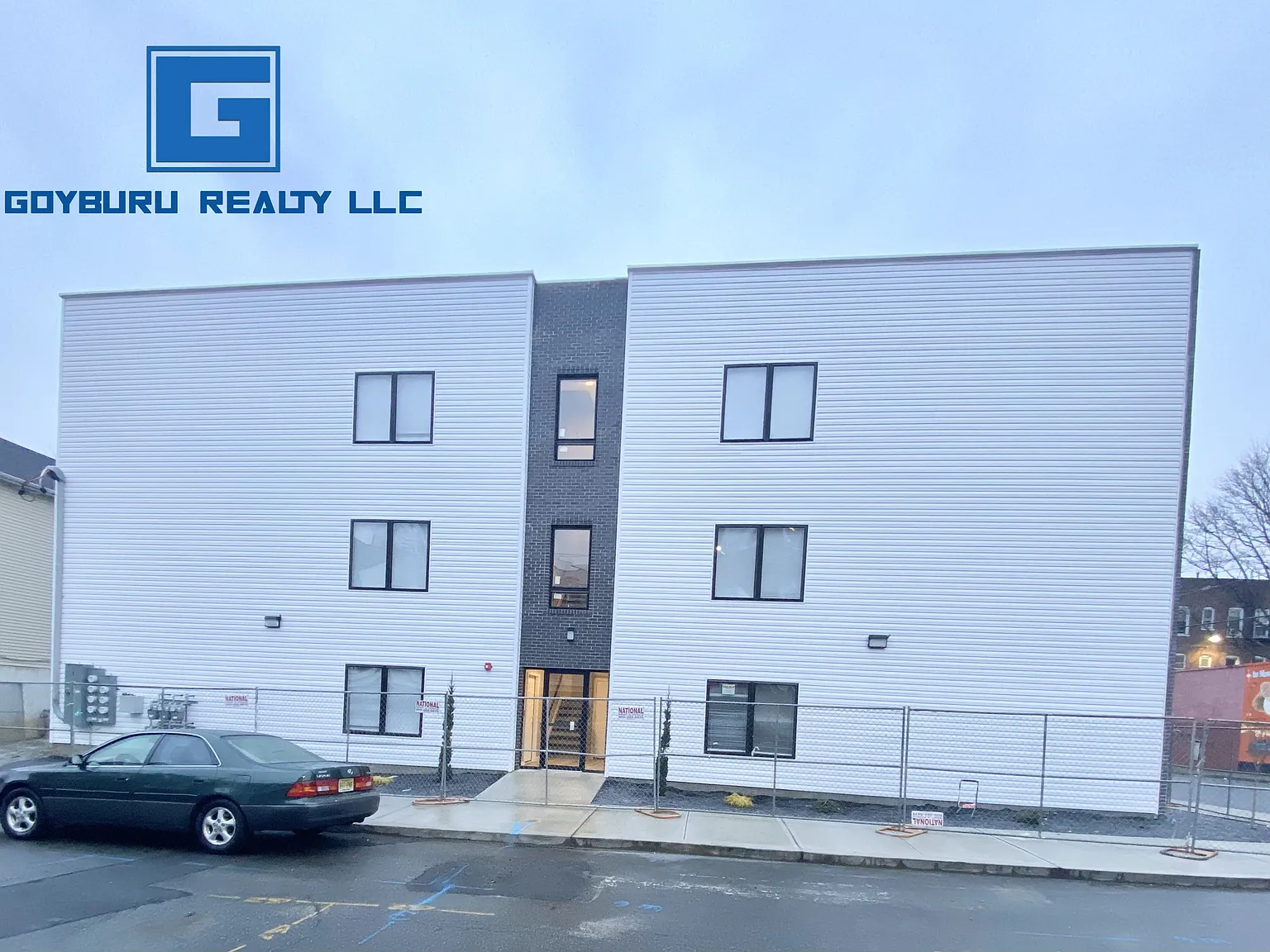 1 bed, $1,636 — Photo 1