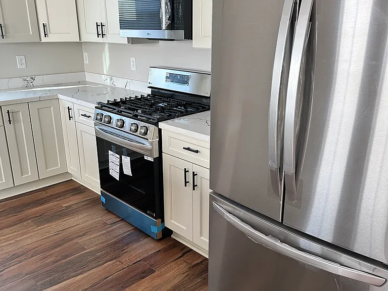 8704 Pritchard Pl — Photo 9
